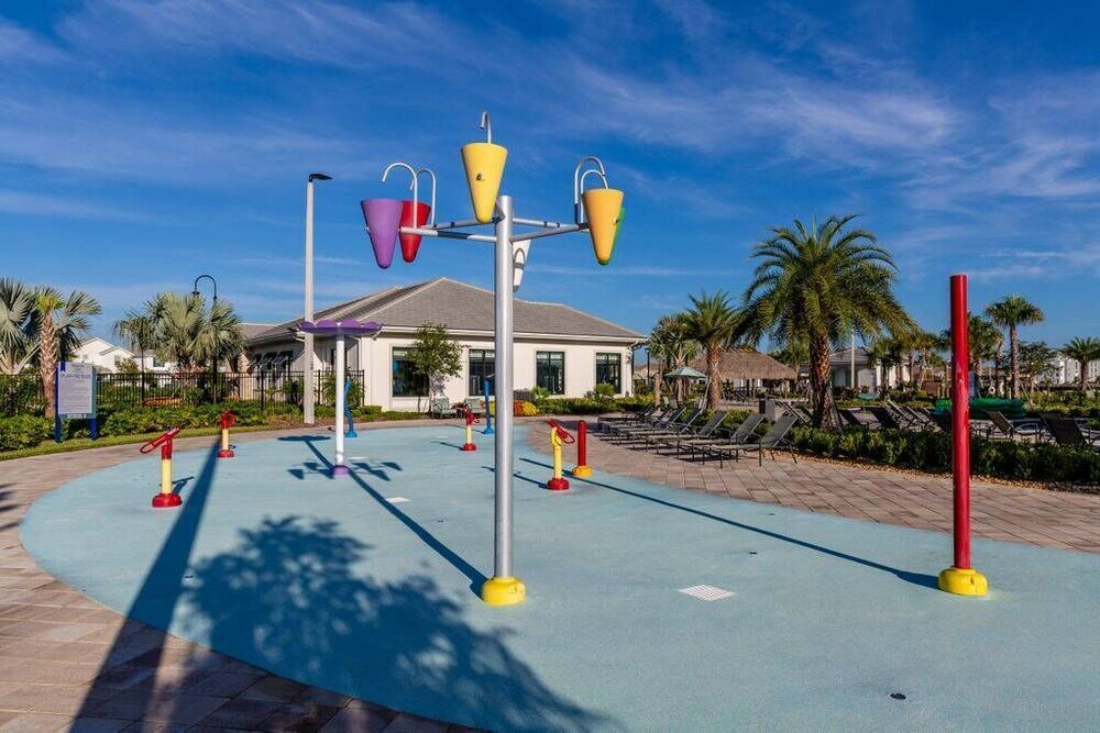 Фото 5br Pool Home in Storey Lake by Shv-4817