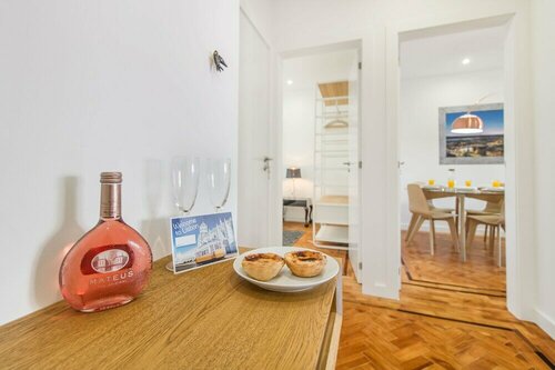 Гостиница Marques de Pombal Metropolitan Flat в Лиссабоне