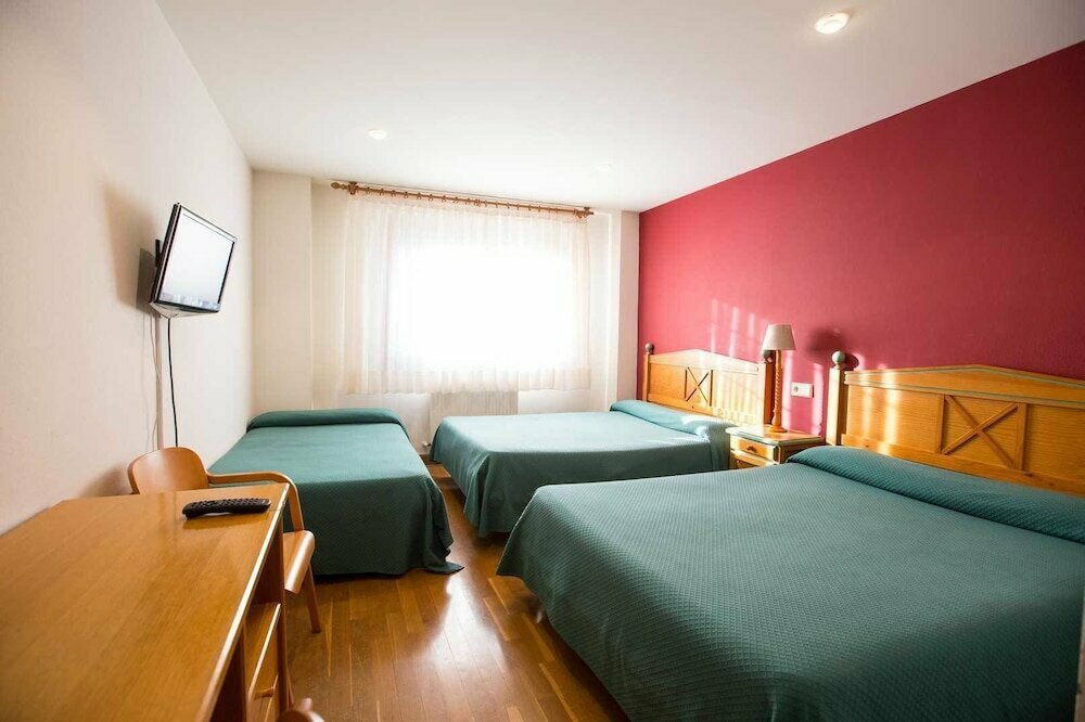 Hotel Hostal Gau-Txori, Foral Community of Navarre, photo