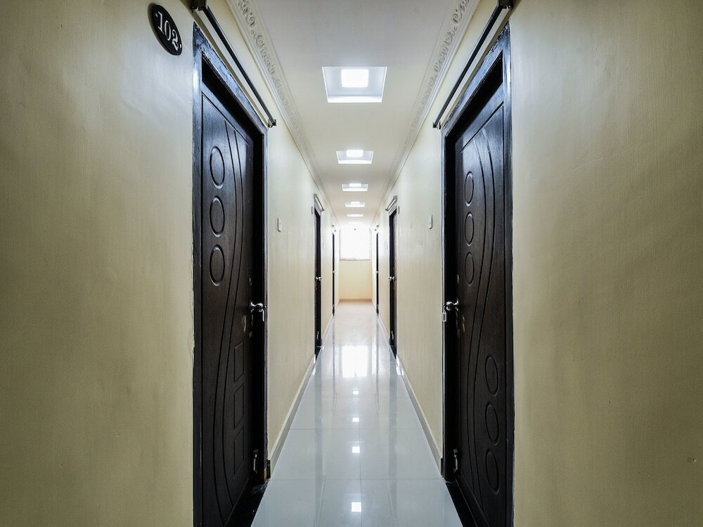 Фото Oyo 16856 Sri Jaya Guesthouse