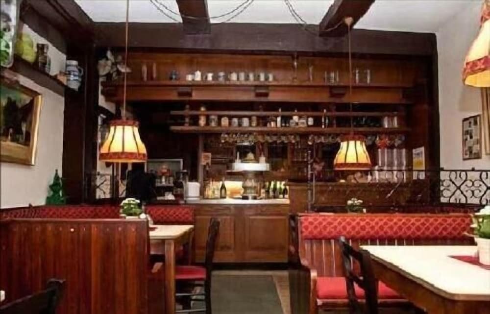 Фото Hotel Ratskeller Gehrden