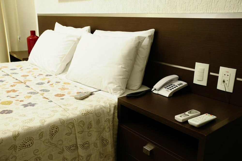 Фото Garden Hotel