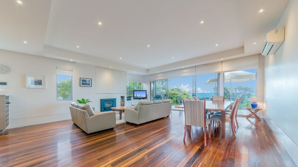 Фото Charmandene on the Beach