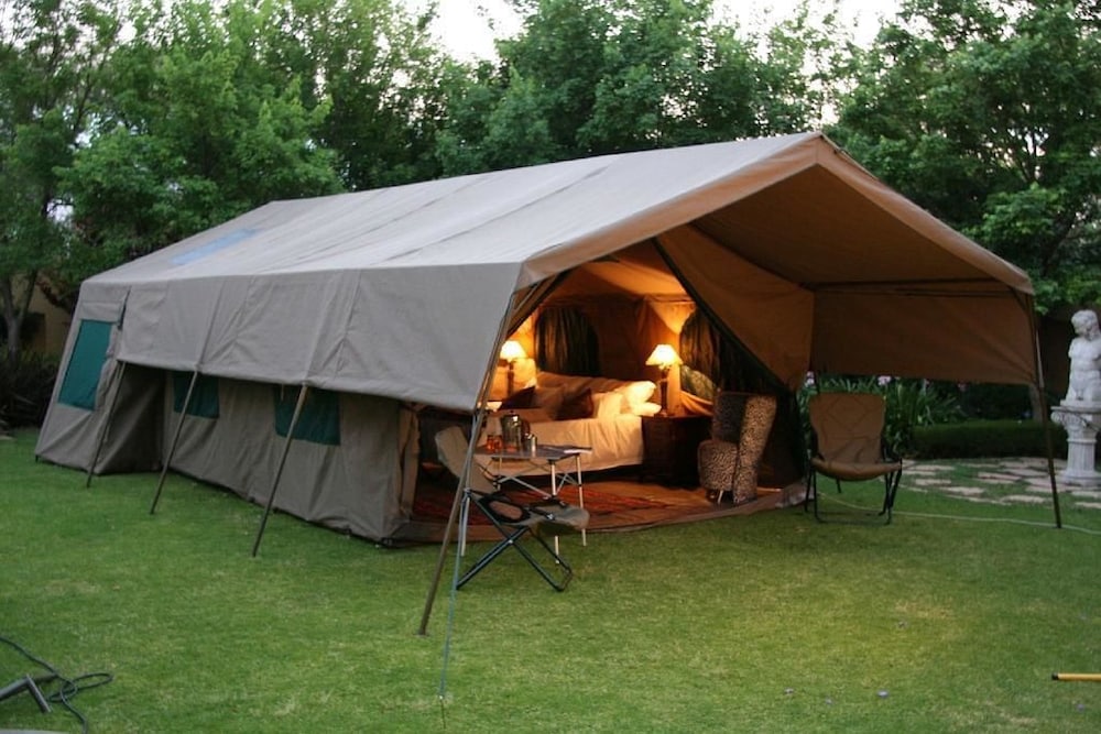 Фото Swachh Room