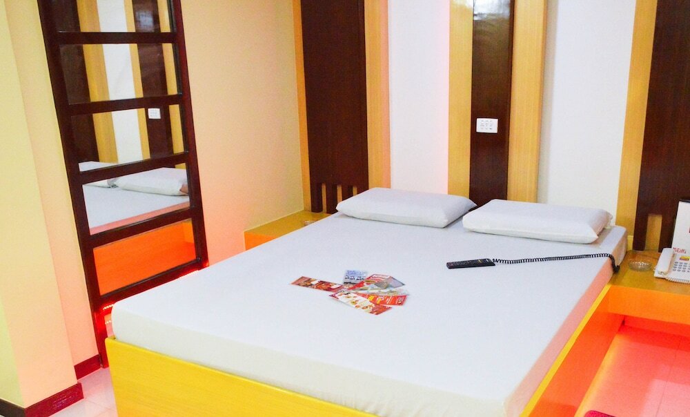 Фото Hotel Sogo Alabang Southroad