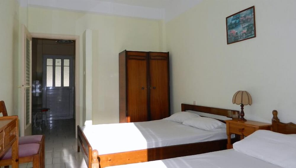 Фото Logaras Apartments