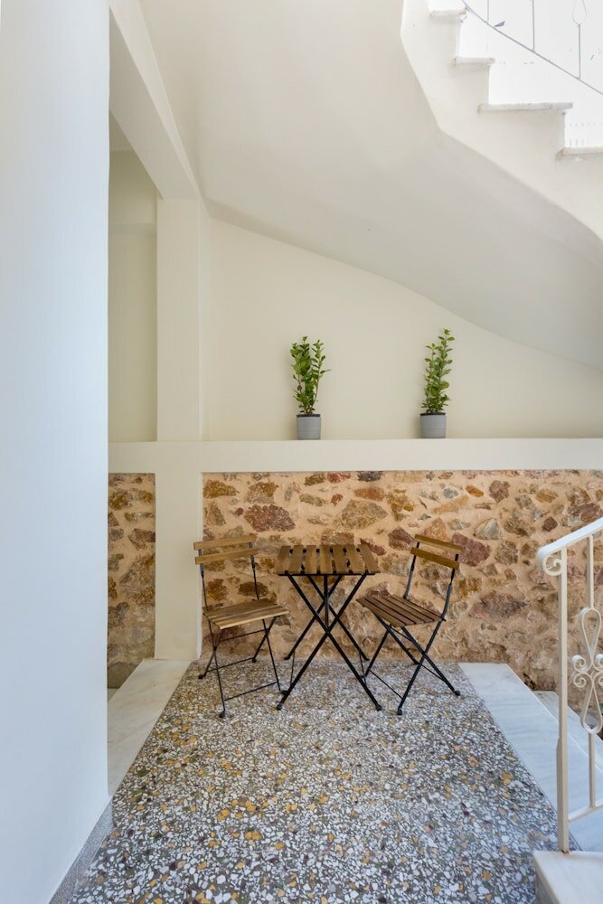 Фото Dinostratus House