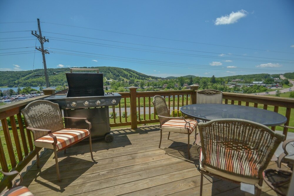 Фото CannaWisp 4 Bedroom Townhome