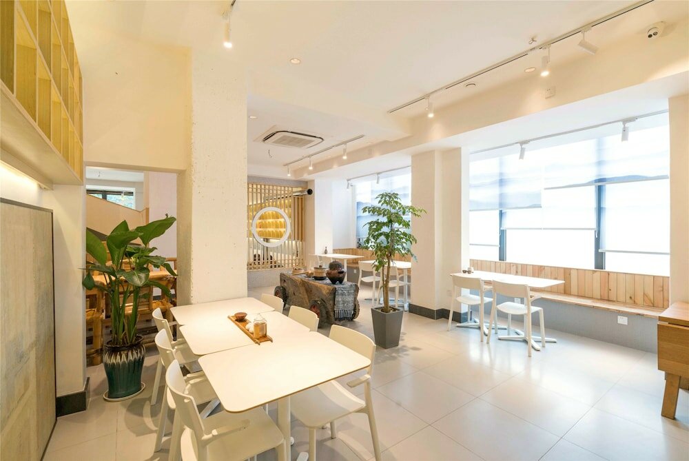 Фото Zen Tea House Elephant Trunk Hill Park