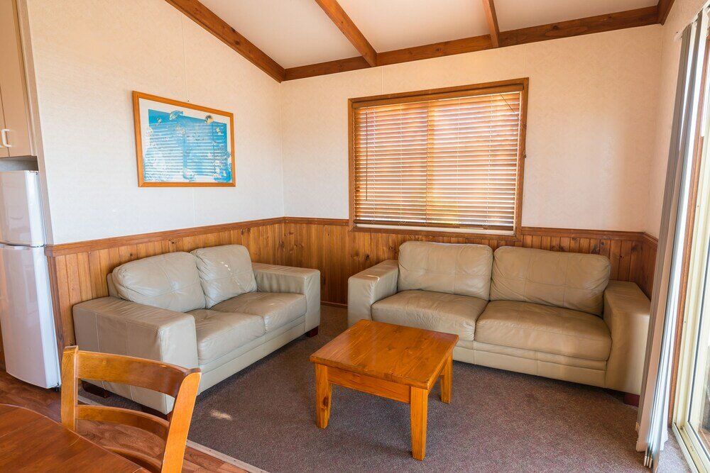 Фото Edithburgh Caravan Park