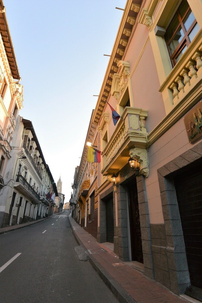 Фото Hotel La Basílica Quito