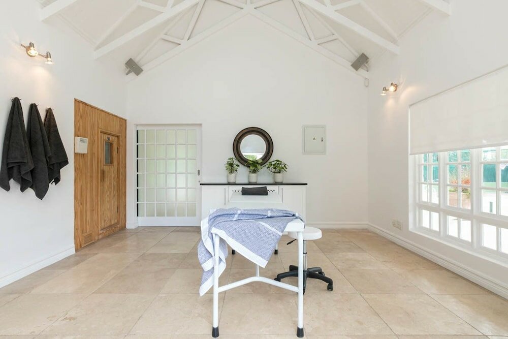 Фото Oxford Healthcare Retreat