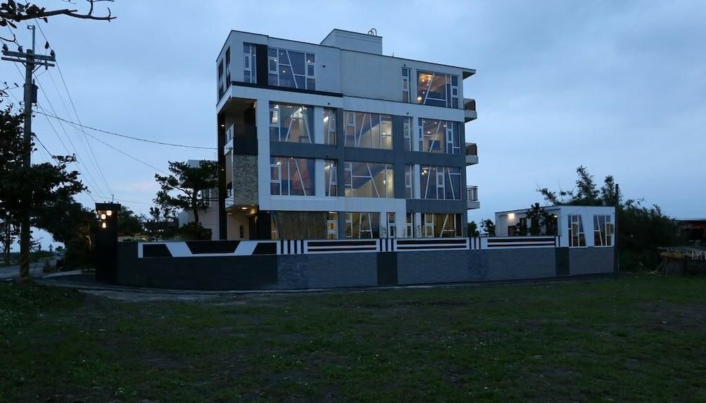 Фото Li Chu Art Paternity B&b