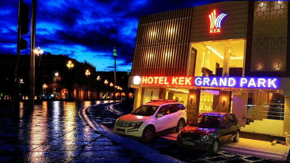 Фото отеля 1