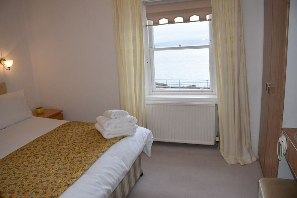 Фото One Marine Place