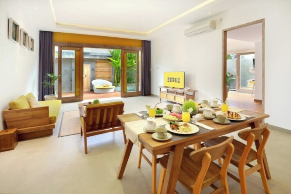 Фото La Mira Villa Seminyak by Ini Vie Hospitality