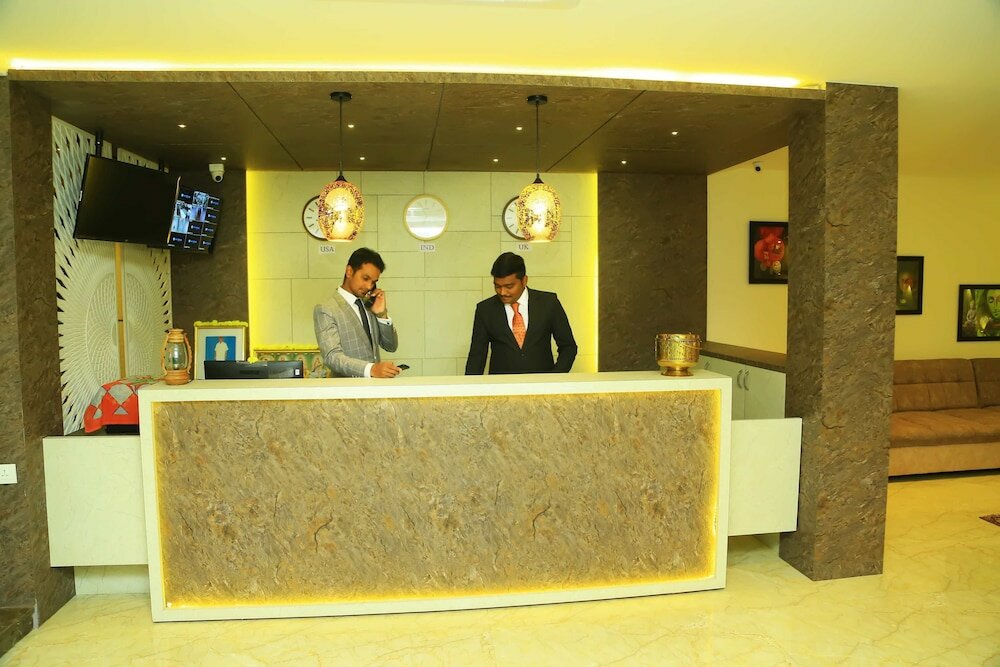 Фото Hotel Kek Grand Park