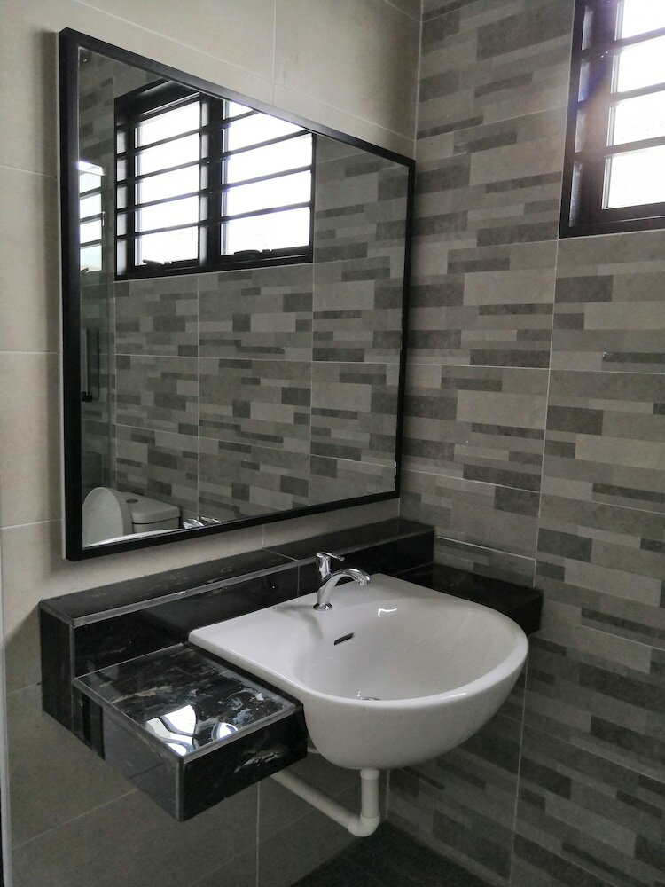 Фото Re - Roomy Stay