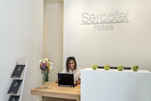 Гостиница Sercotel Logroño Suites