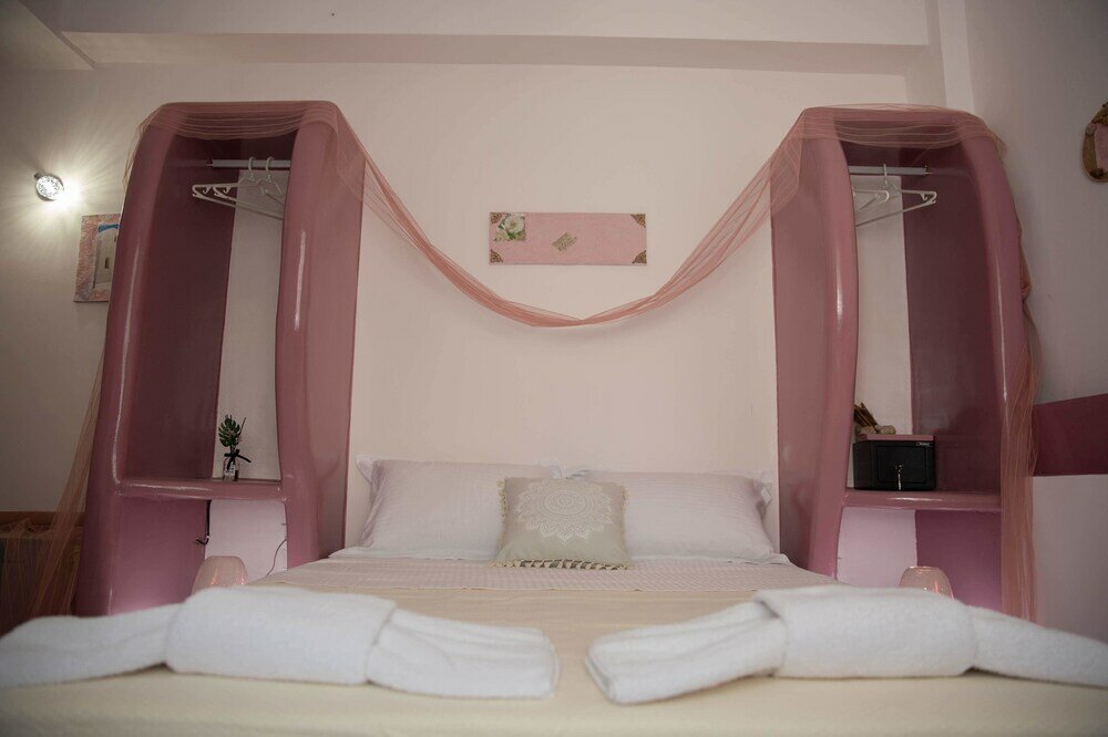 Фото Pasithei Studios