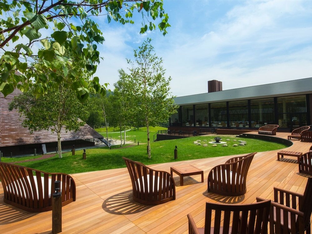 Фото Hoshino Resorts Tomamu The Tower