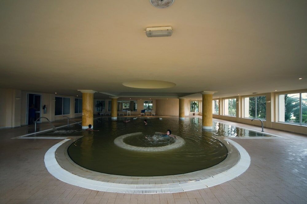 Фото Zephir Hotel & SPA