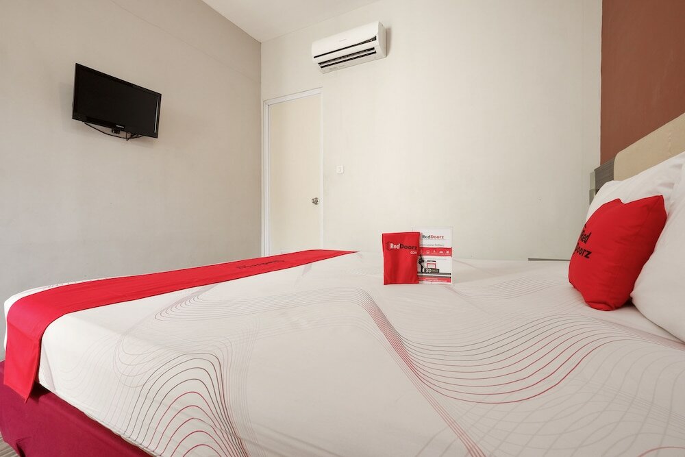 Фото RedDoorz @ Kawi