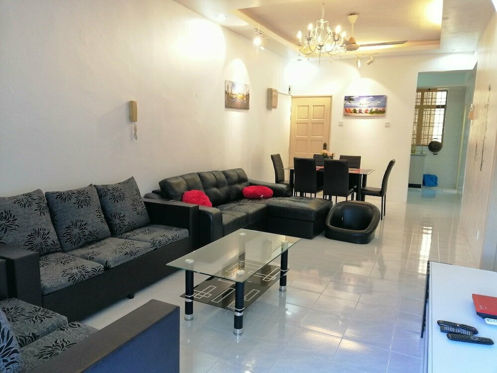 Hotel Eden Seaview Condominium II, Penang, photo