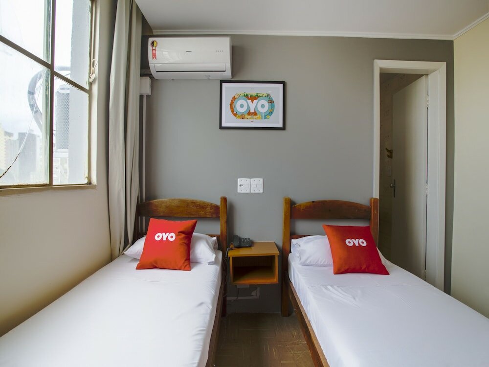 Фото Oyo Hotel La Rocca, Goiânia