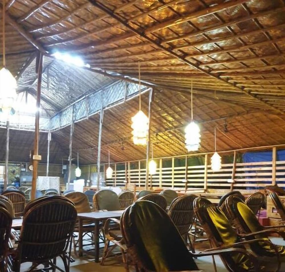 Фото Osaiba Beach Resort