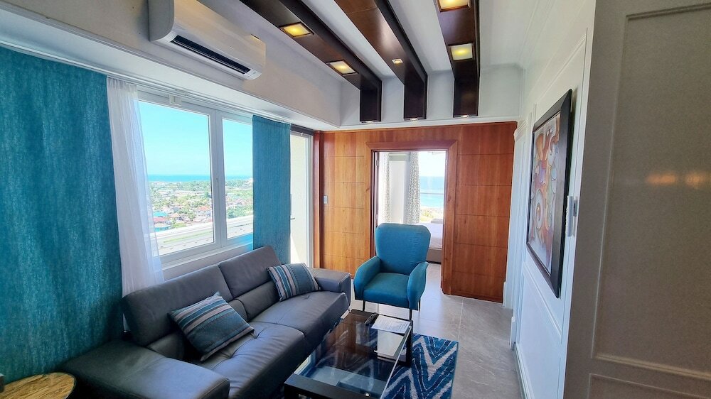 Фото La Mirada Residences