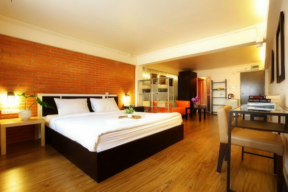 Hotel Baan Saladaeng Boutique Guesthouse, Bangkok, photo