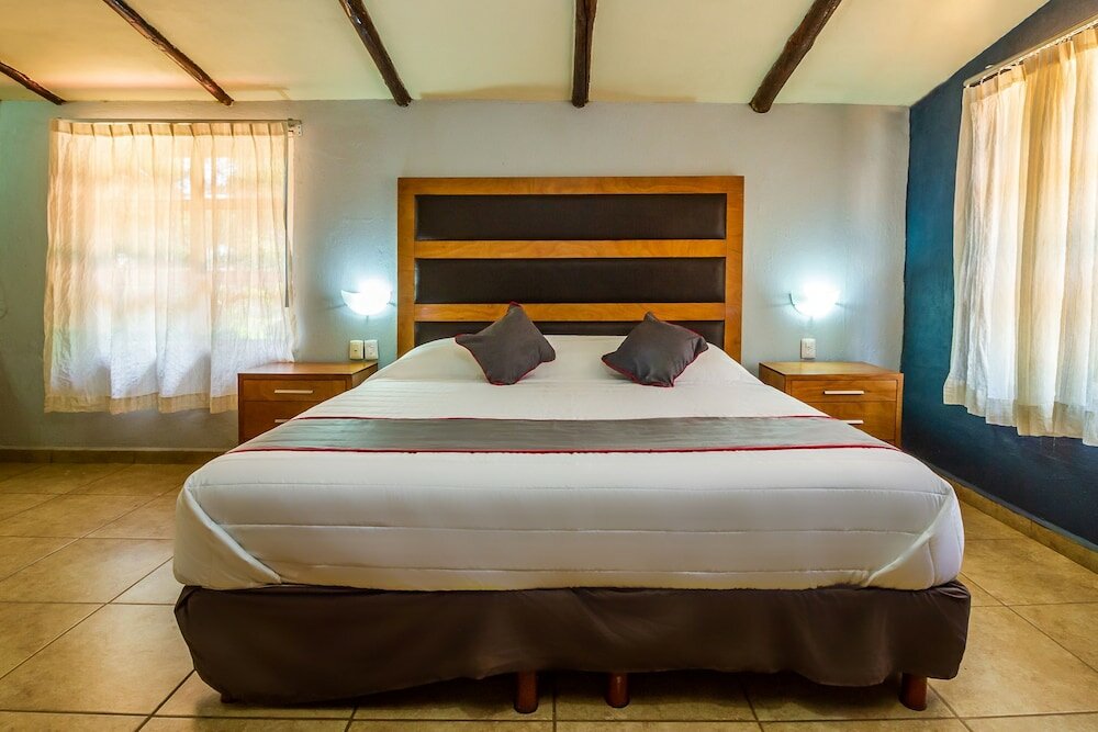 Фото Hotel Boutique Hacienda Coyotes