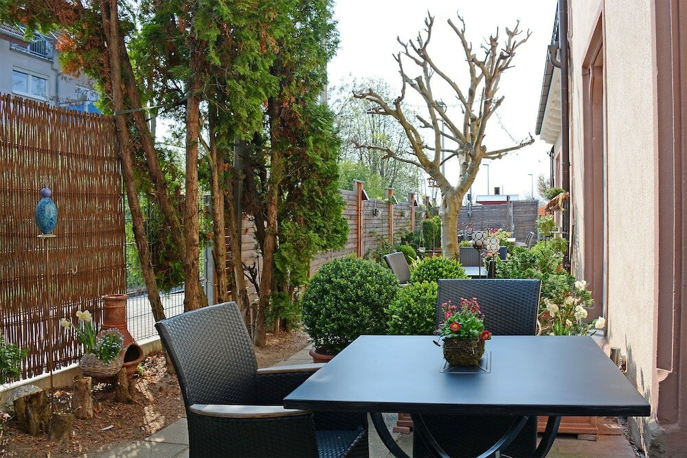 Фото Hotel Garni Kaiserstuhl