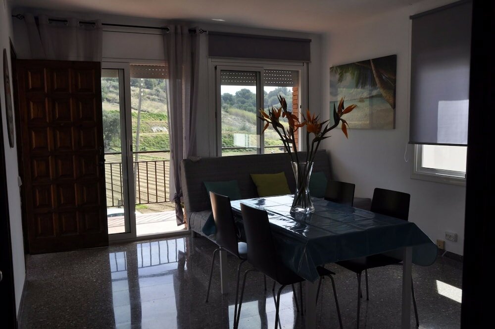 Фото Apartamentos Maniu