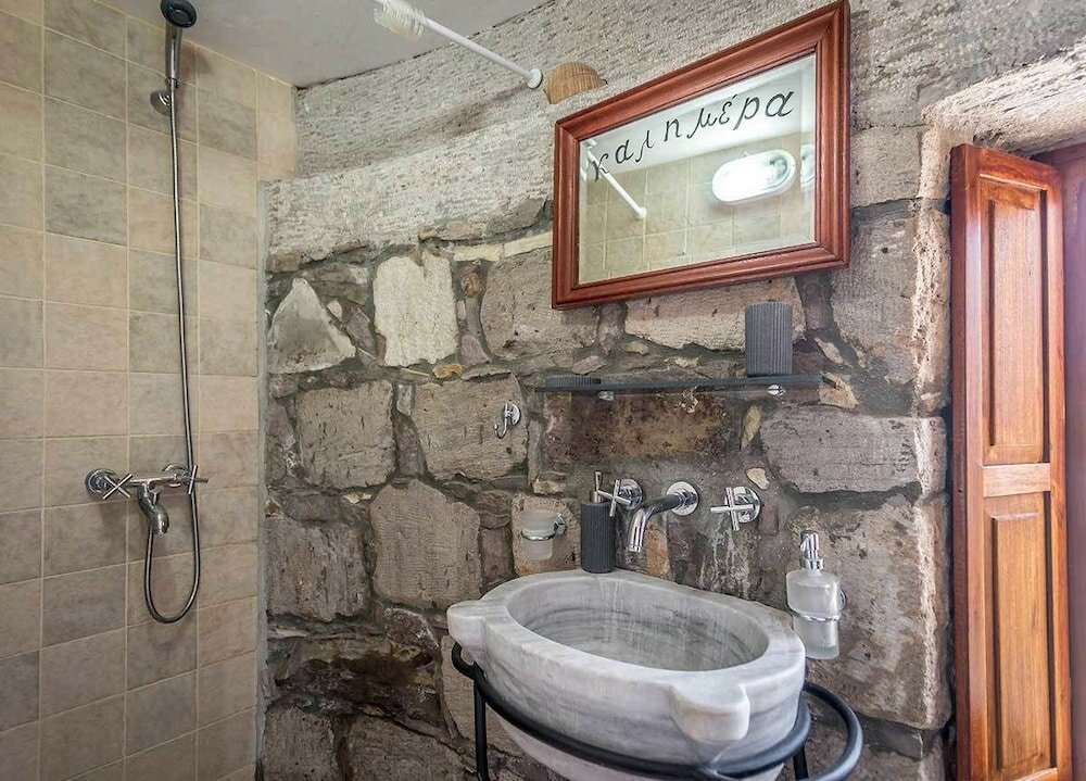 Фото The Windmill Adamas Sea View