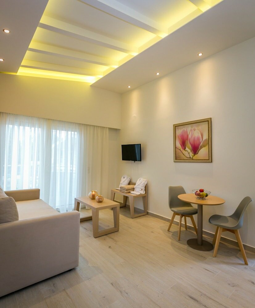 Фото Lobelia Luxury Suites