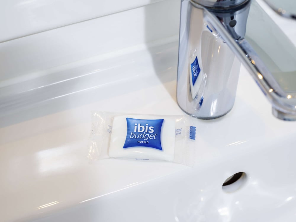 Фото Ibis budget London Bromley Town Centre