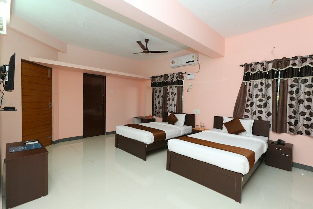 Фото Oyo 7722 Sorgam Serviced Apartments
