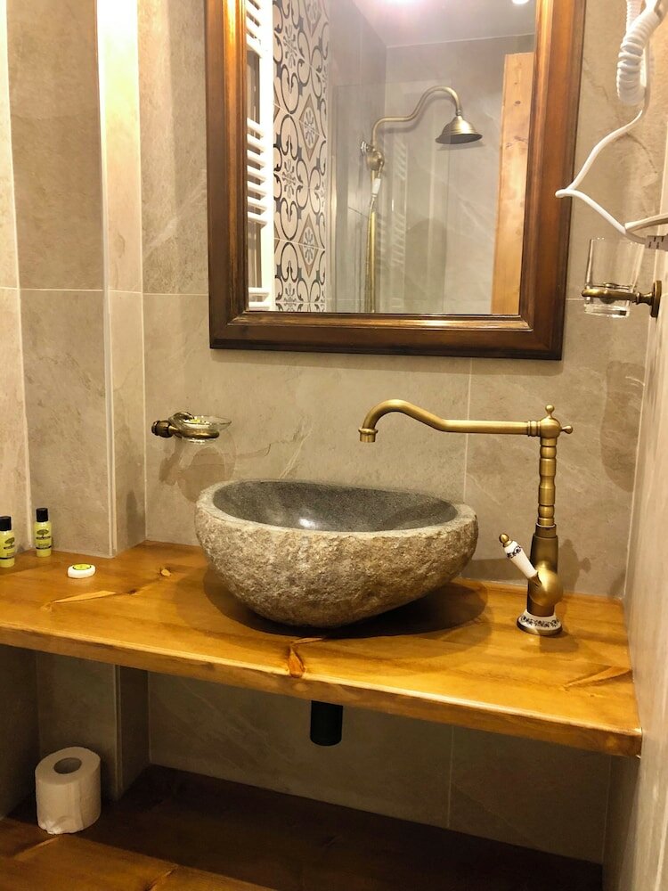 Фото Agios Germanos Traditional Hotel