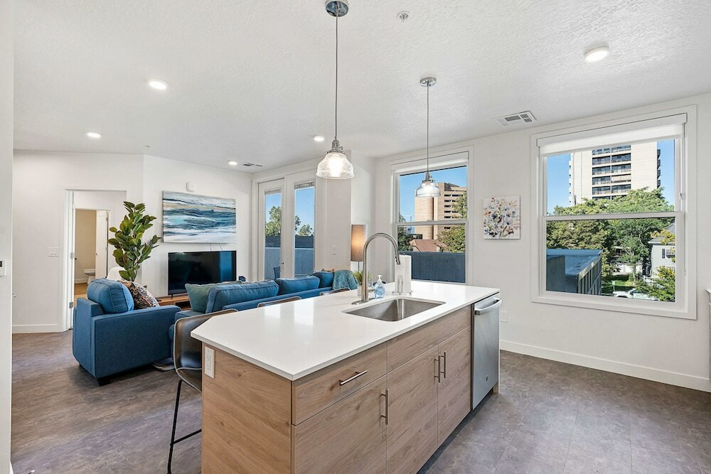 Фото Luxury Apartment in Salt Lake City