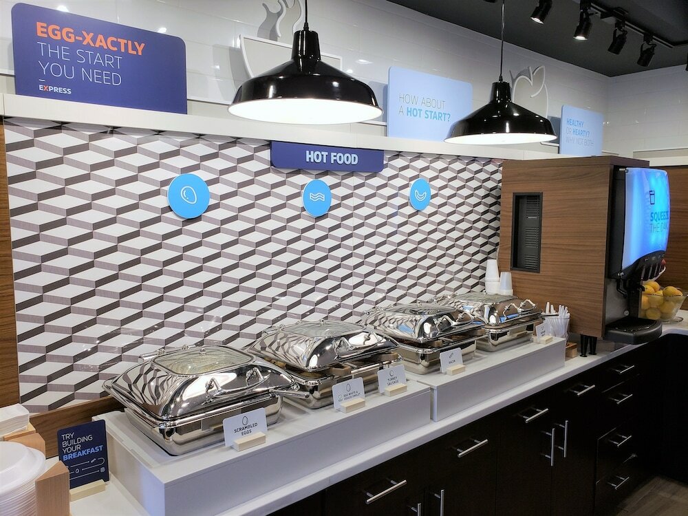 Фото Holiday Inn Express Washington Dc N-Silver Spring, an Ihg Hotel