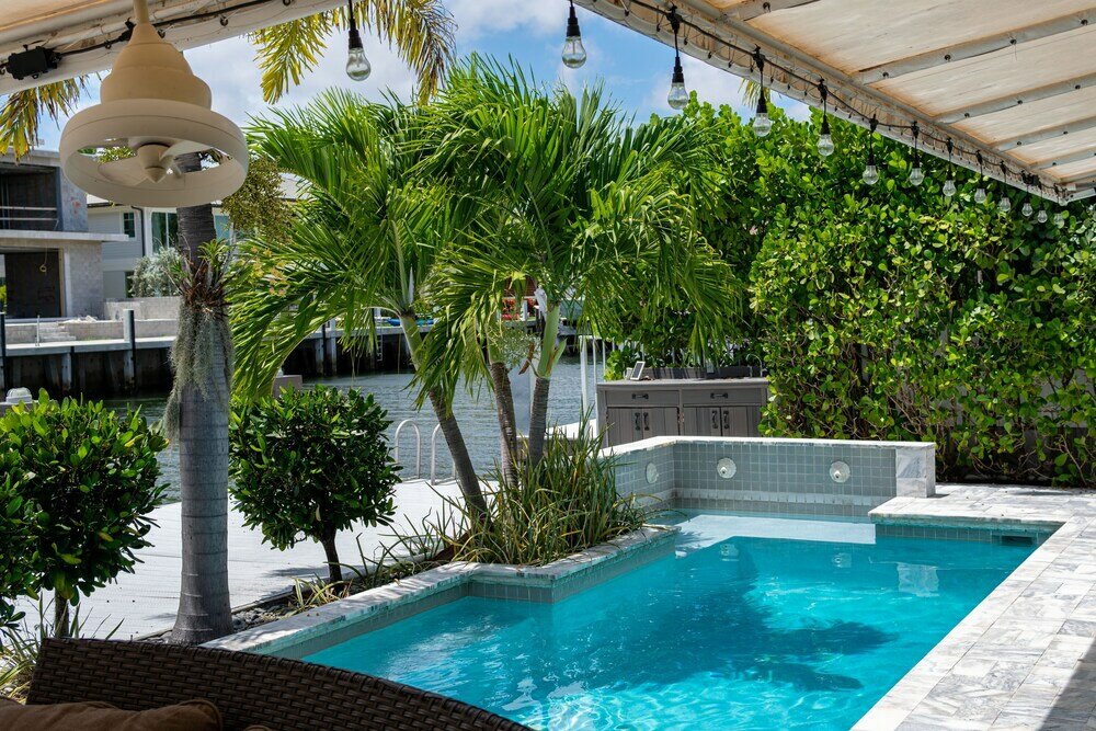 Фото Casa Flamingo Intracoastal Heated Pool