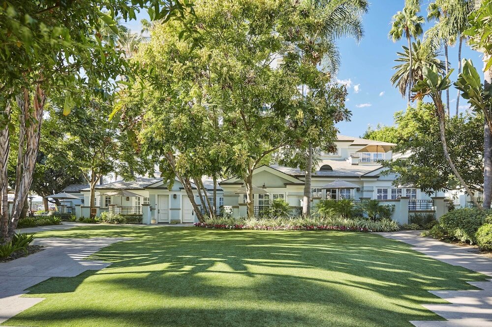 Фото Fairmont Miramar Bungalows