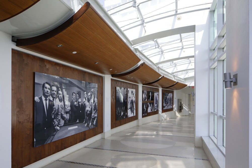 Фото Fontainebleau Miami Beach Private Luxury Suites