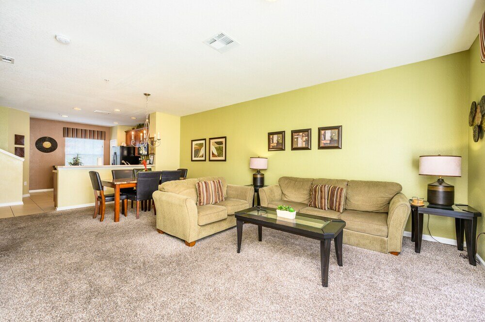 Фото Vista Cay Resort Direct Townhomes by Millennium Management