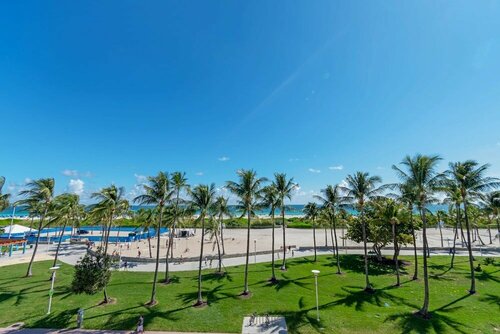 Гостиница Roami at Ocean Drive Penthouse в Майами-Бич