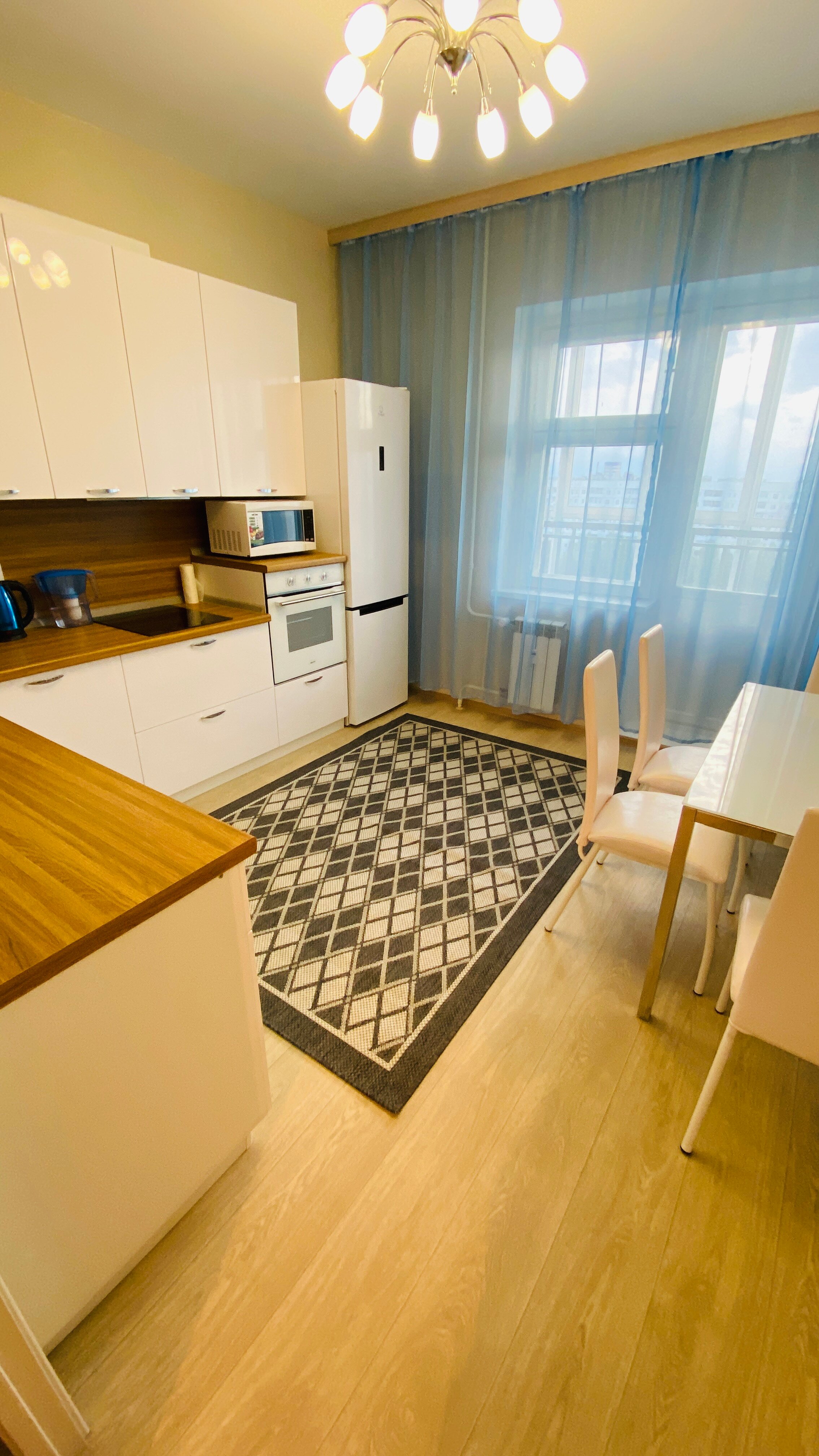 Фото ИнСити