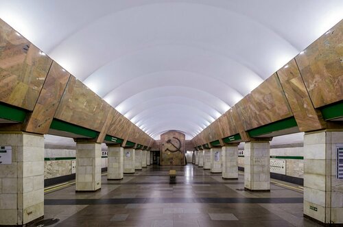 Proletarskaya Metro Station (Saint Petersburg, Obukhovskoy Oborony Avenue, 114к1) metro stansiyasi
