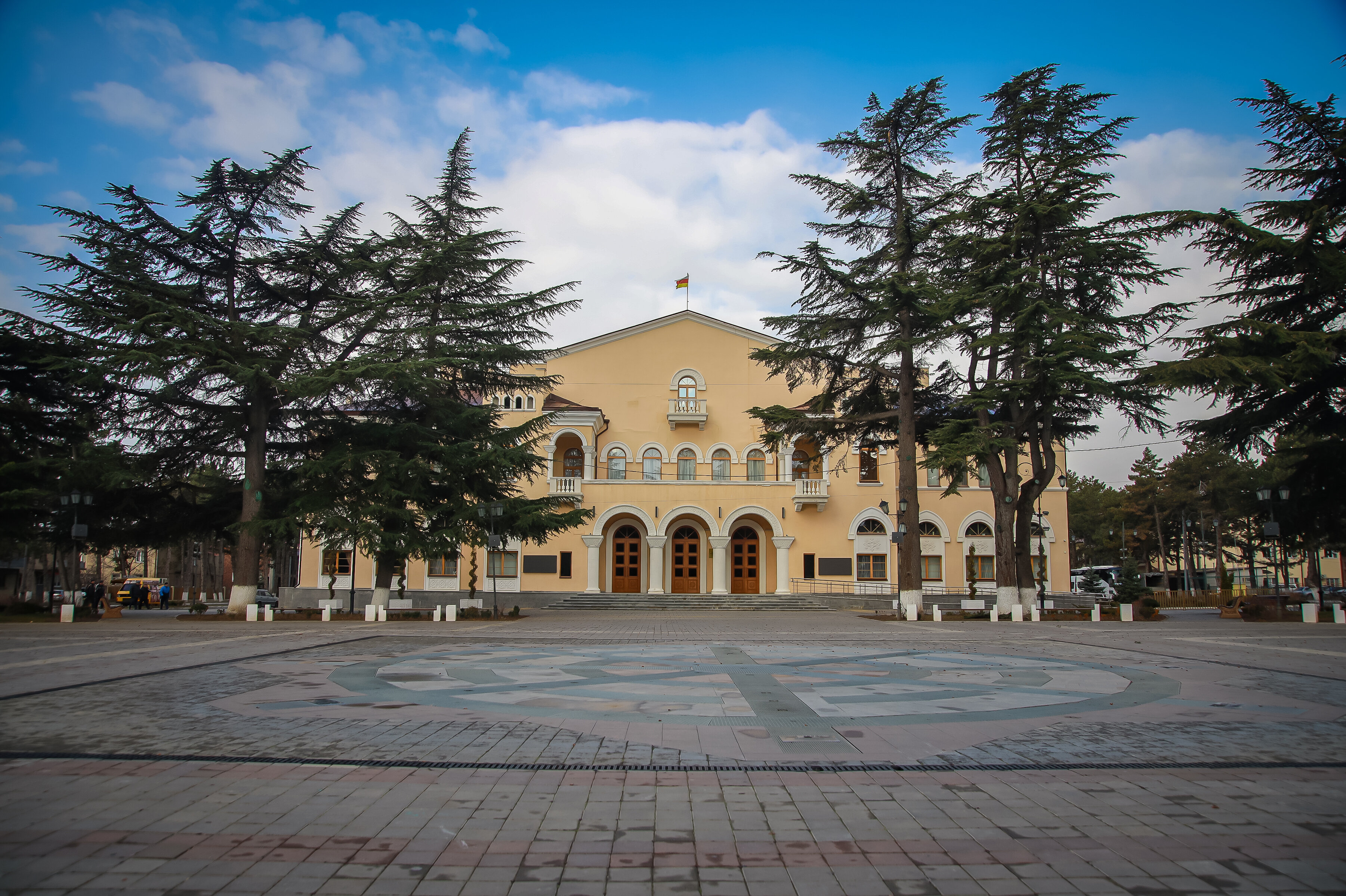 Фото Ирыстон